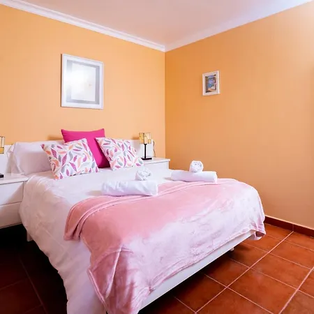 Ines Apartment, Montana La Data Appartement *